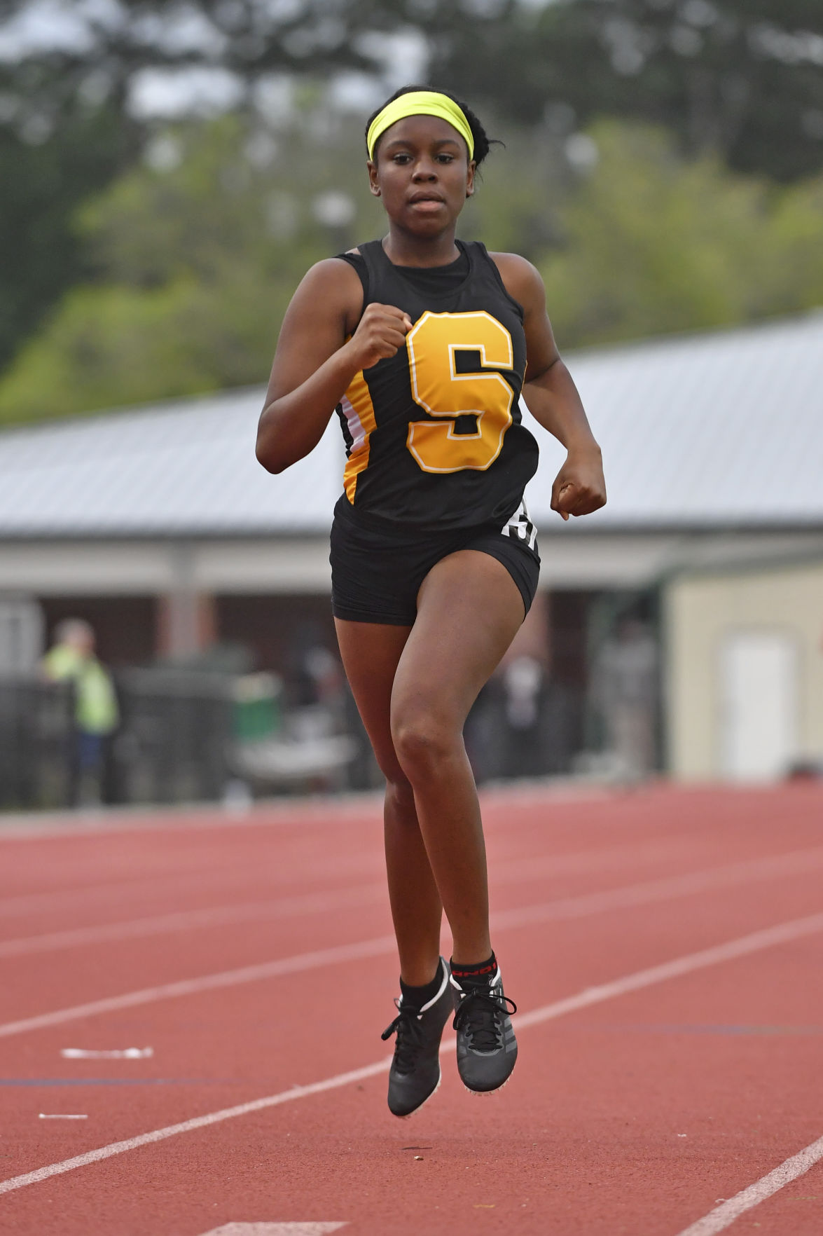 br.dist45atrack.041819 HS 796.JPG